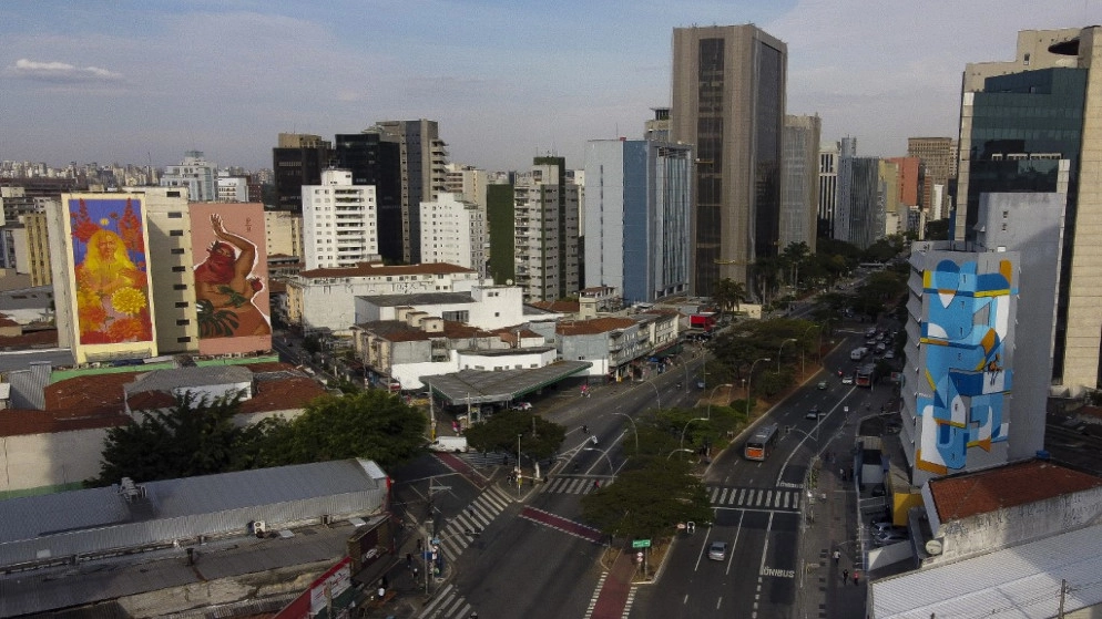 أكثر من 105 آلاف وفاة بالفيروس في البرازيل