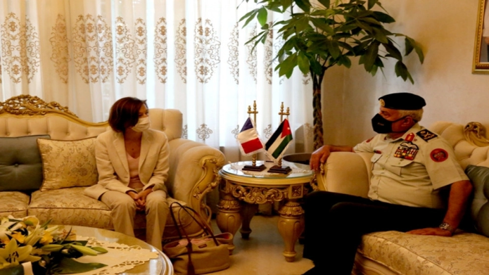 رئيس هيئة الأركان المشتركة يستقبل وزيرة الدفاع الفرنسي
