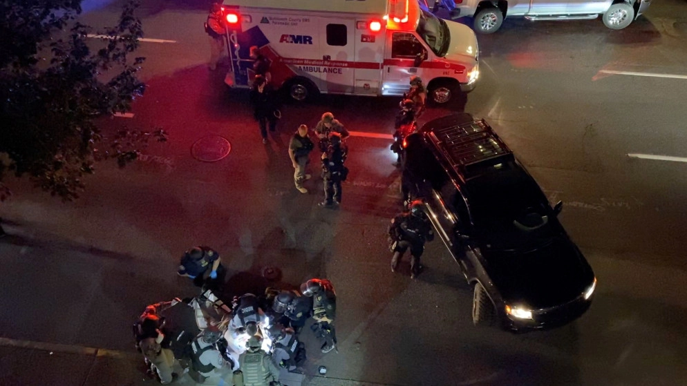 رئيس بلدية بورتلاند يحث على ضبط النفس بعد مقتل شخص بالرصاص