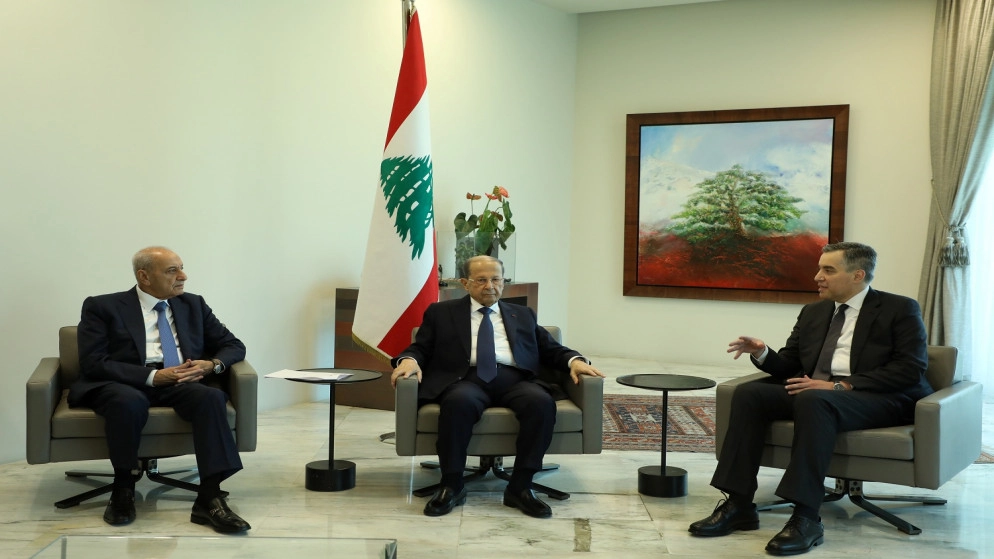 الرئيس اللبناني يكلف مصطفى أديب بتشكيل حكومة جديدة