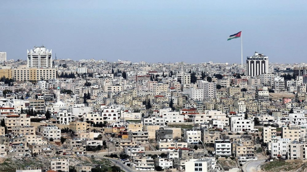 درجات حرارة أعلى من معدلاتها الاعتيادية بـ 4 إلى 6 درجات مئوية