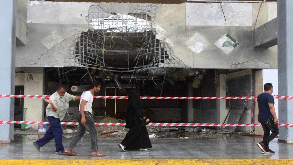 مطار عدن يستأنف نشاطه بعد أيام على هجوم دموي