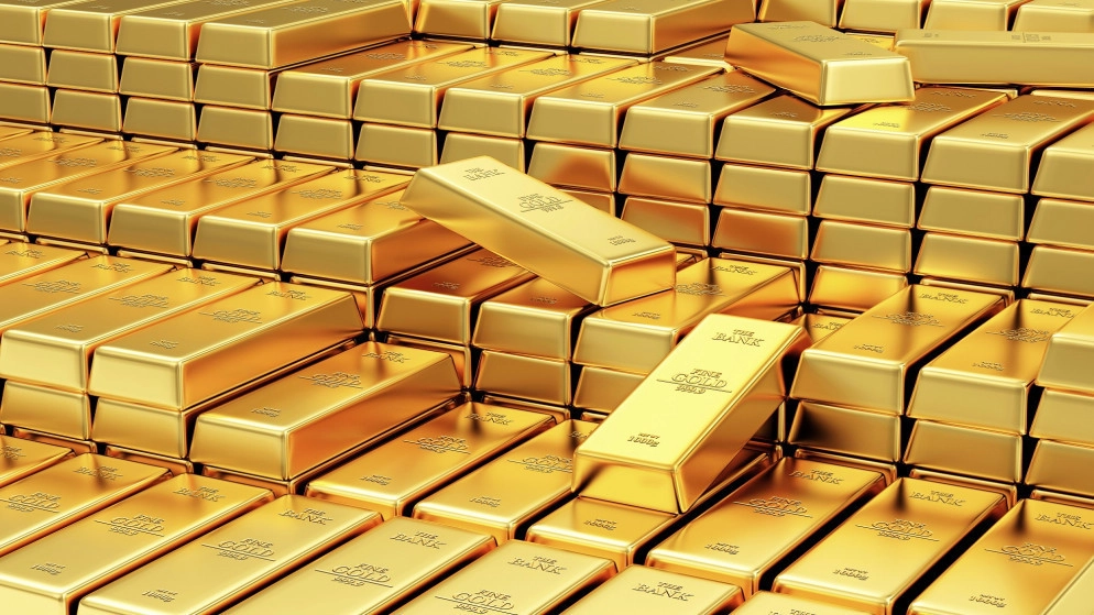 الذهب يرتفع مع توقف ارتفاع الدولار وعوائد السندات الأميركية