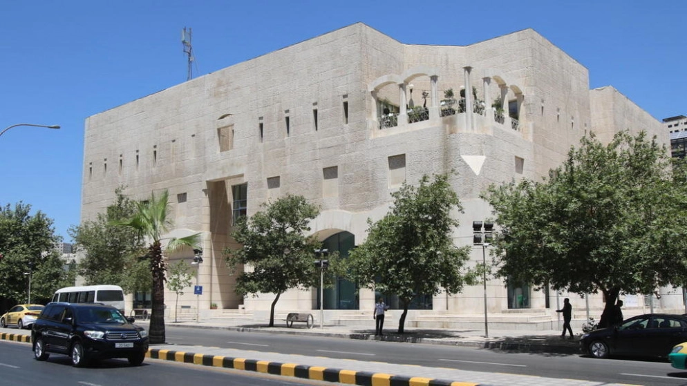 أمانة عمّان: مخالفات وإغلاقات لغير الملتزمين بأمر الدفاع 20