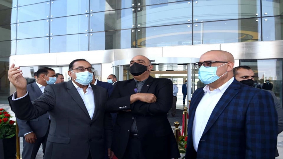 رئيس الوزراء يزور العاصمة الإدارية المصرية ويشير لمحاولة استدعاء التجربة إلى الأردن