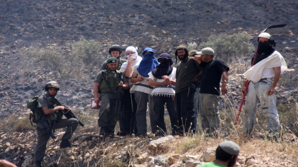 إصابة فلسطيني برضوض إثر اعتداء مستوطنين عليه جنوب الخليل