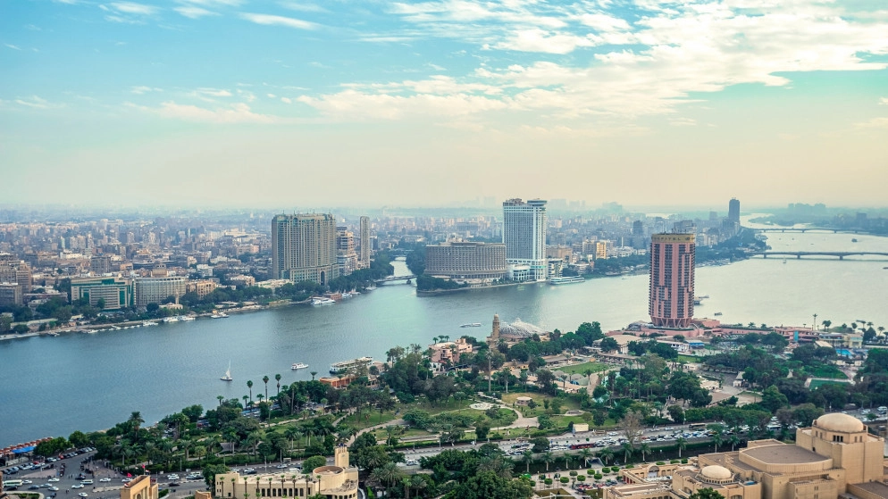 39 وفاة و831 إصابة جديدة بالفيروس في مصر