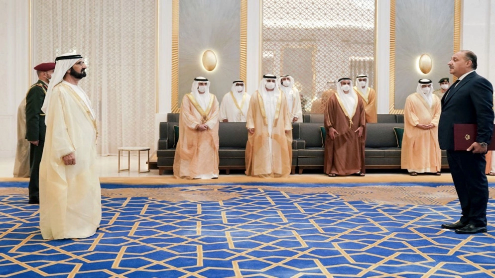 نائب رئيس الإمارات يتسلم أوراق اعتماد السفير الأردني