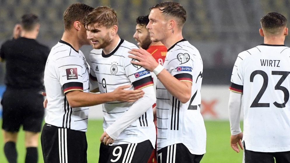 منتخب ألمانيا أول المتأهلين إلى نهائيات كأس العالم وهولندا على مشارفها