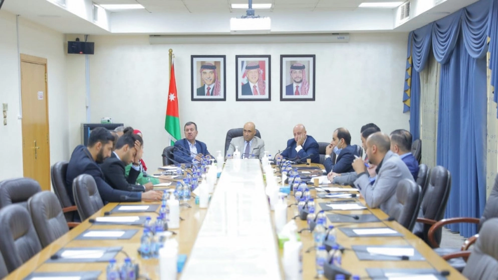 "الصحة النيابية" تناقش أبرز معوقات قطاع المختبرات الطبية