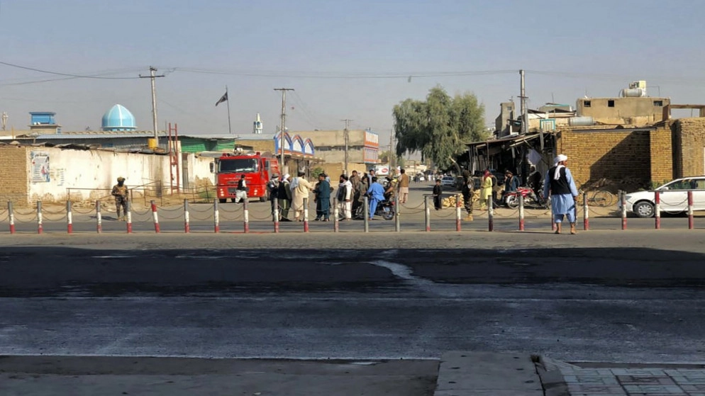 32 قتيلا وعشرات الجرحى بانفجارات في مسجد بأفغانستان