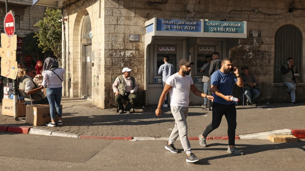 5 وفيات و709 إصابات جديدة بكورونا في الأراضي الفلسطينية