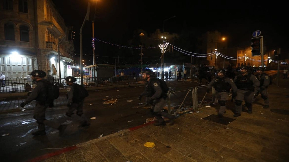 إصابة 17 فلسطينيا في القدس المحتلة خلال مواجهات مع قوات الاحتلال الإسرائيلي