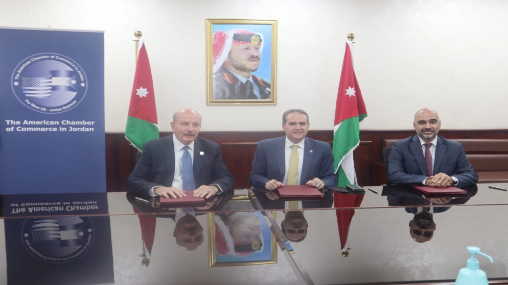 وزير الصحة: نسعى لتطوير الدراسات الدوائية والبحث العلمي للارتقاء بالخدمات الصحية