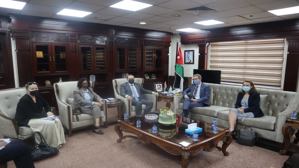 وزارة الصحة تؤكد استمرار الجهود للوصول إلى أكبر تغطية لتطعيم اللاجئين