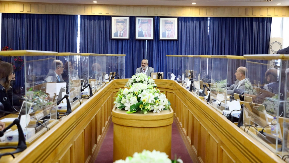"خدمات الأعيان" تبحث تمكين ذوي الدخل المحدود في الحصول على السكن