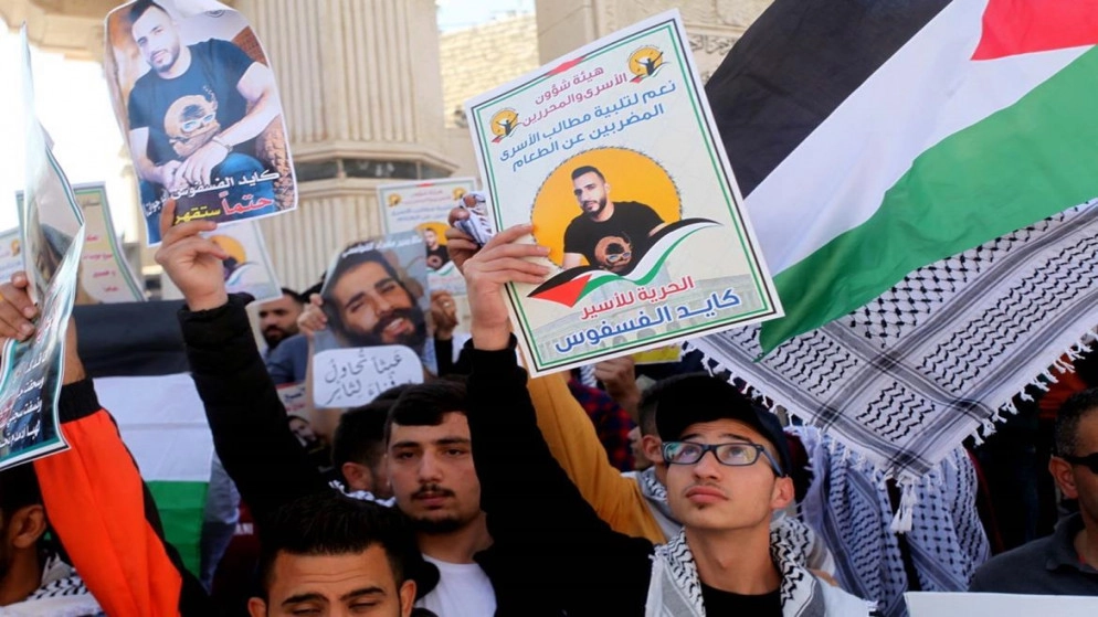 5 أسرى فلسطينيين مضربين عن الطعام يعانون أوضاعا صحية صعبة