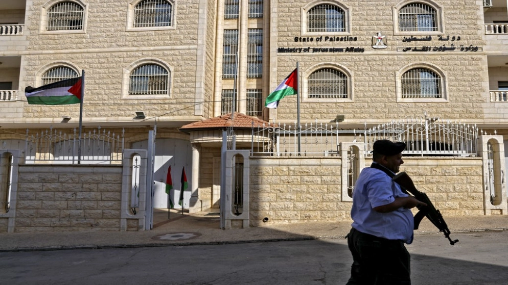 7 وفيات و236 إصابة جديدة بكورونا وتعافي 150 حالة في الأراضي الفلسطينية