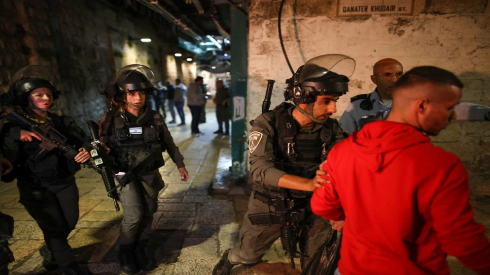 إصابة 17 فلسطينيا بالرصاص المعدني خلال مواجهات مع الاحتلال الإسرائيلي في العيسوية