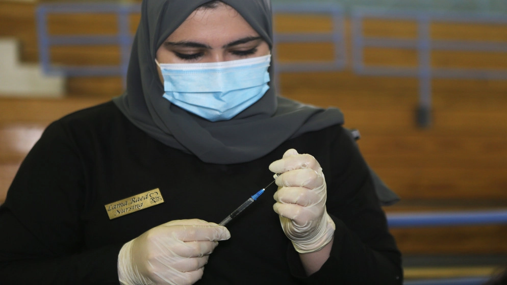 26 وفاة و4549 إصابة جديدة بكورونا ونسبة الفحوص الإيجابية 9.79% في الأردن