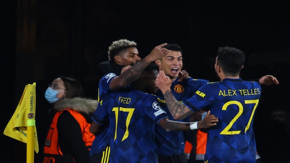 رونالدو يقود مانشستر يونايتد إلى ثمن النهائي