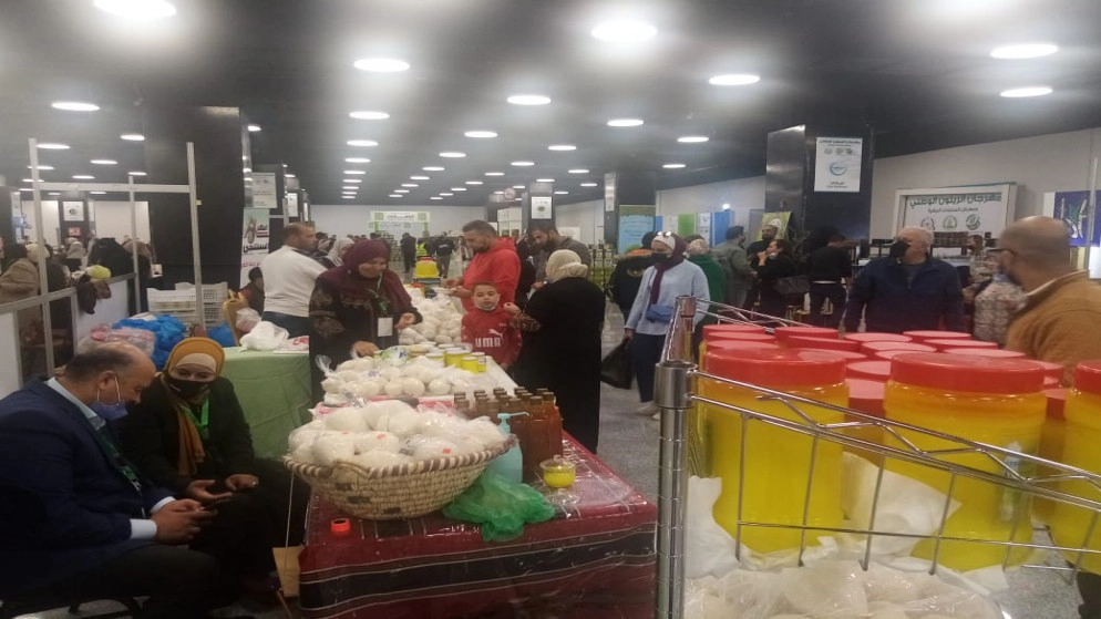 38 ألف زائر لمهرجان الزيتون الوطني ومعرض المنتجات الريفية خلال يومين