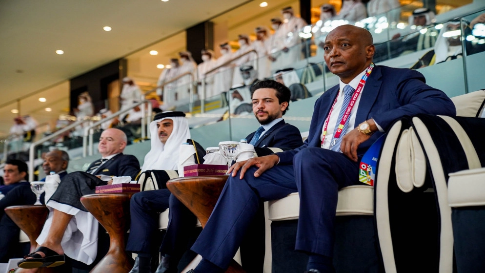 ولي العهد يحضر حفل افتتاح بطولة كأس العرب بالدوحة مندوباً عن الملك