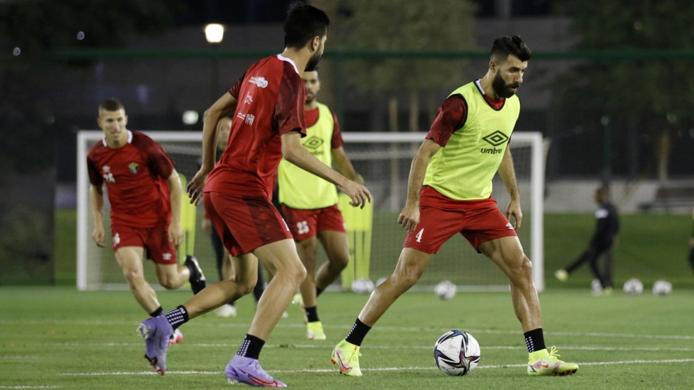 المنتخب الوطني لكرة القدم يلتقي المنتخب السعودي اليوم
