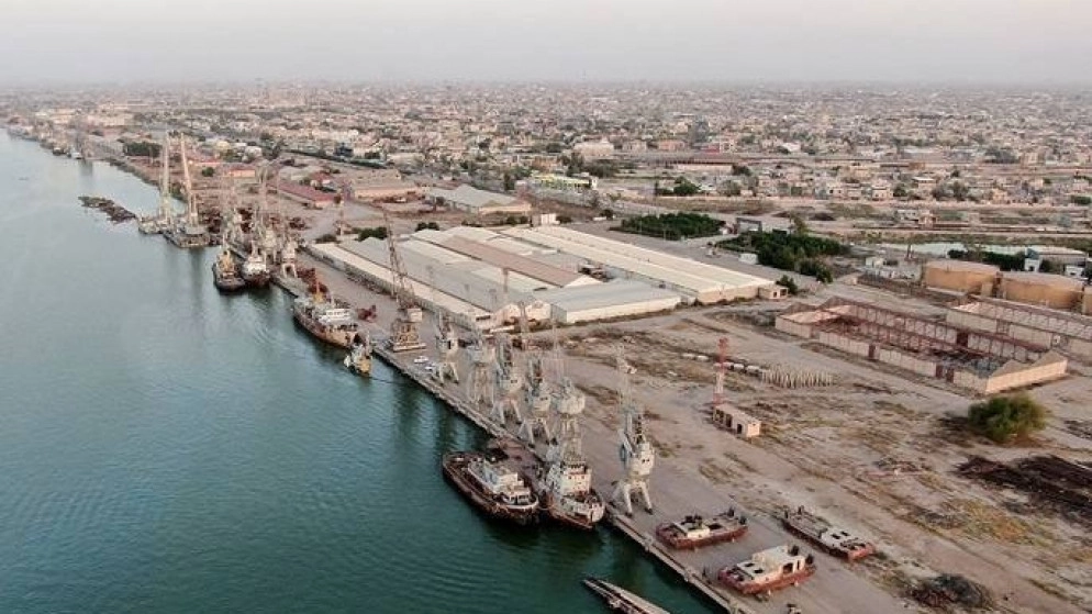 مقتل 4 عراقيين وإصابة آخرين بتفجير وسط البصرة