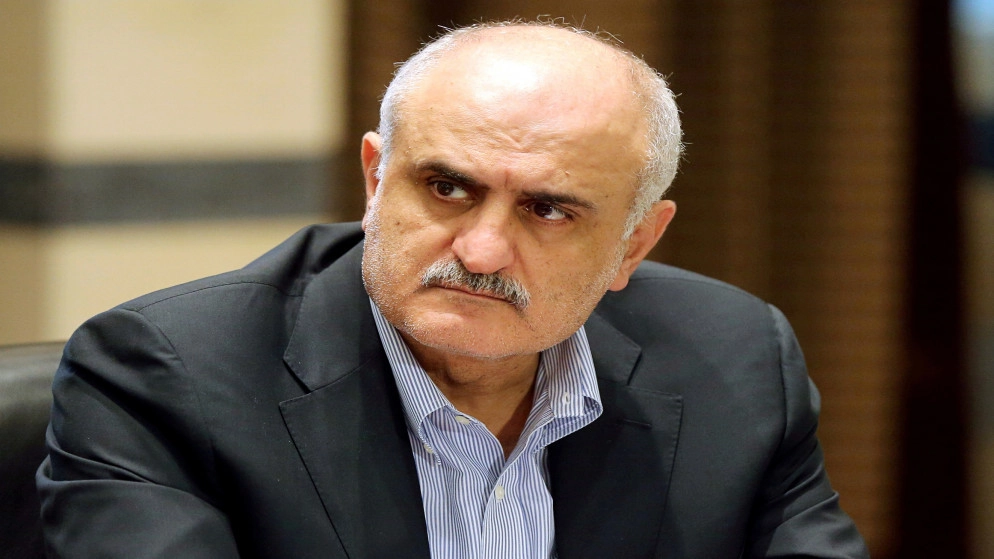 قاضي التحقيق في انفجار مرفأ بيروت يطلب القبض على وزير سابق