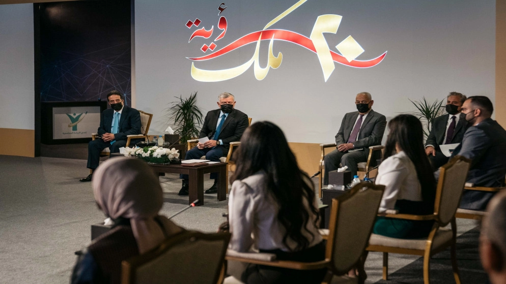الملك مخاطبا الشباب: صوتكم سيساعد كثيرا في عملية التحديث وتغيير الثقافة تجاه الإصلاح السياسي