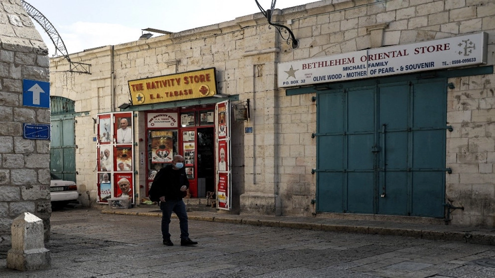 وفاتان و386 إصابة جديدة بفيروس كورونا في الأراضي الفلسطينية