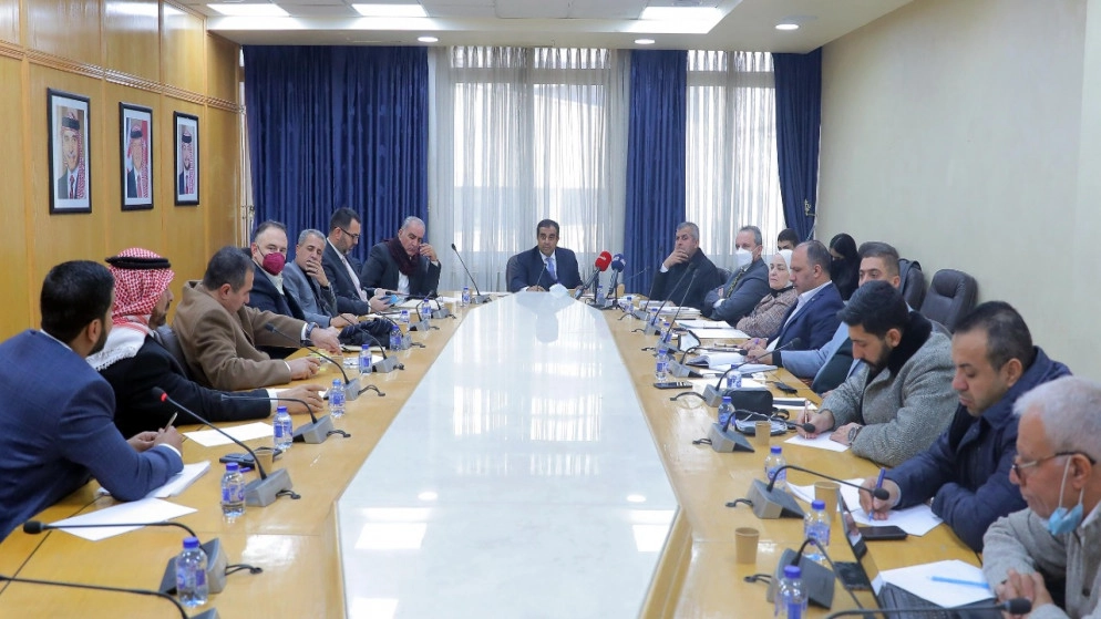 لجنة نيابية تُطالب بإزالة التشوهات المُتعلقة بالتعرفة الكهربائية الجديدة