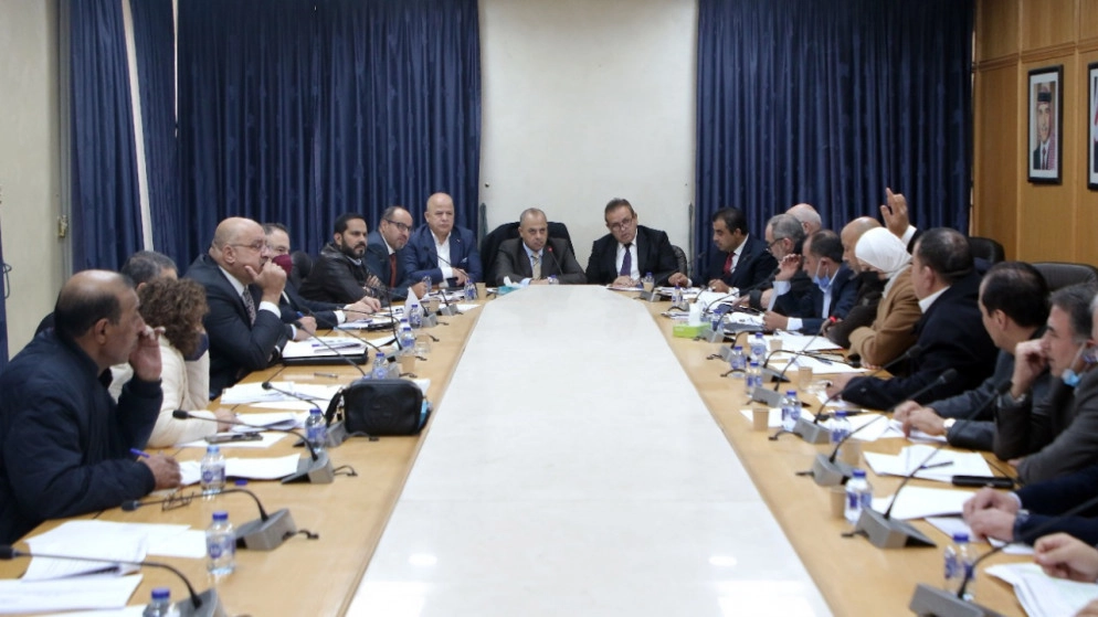لجنة نيابية مشتركة تقر مشروع قانون رخص المهن داخل حدود أمانة عمّان