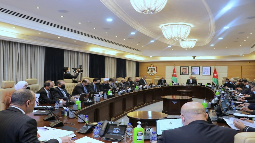 موافقة على تمديد منح شركات الاتصالات المحلية ترددات راديوية إضافية مجانية