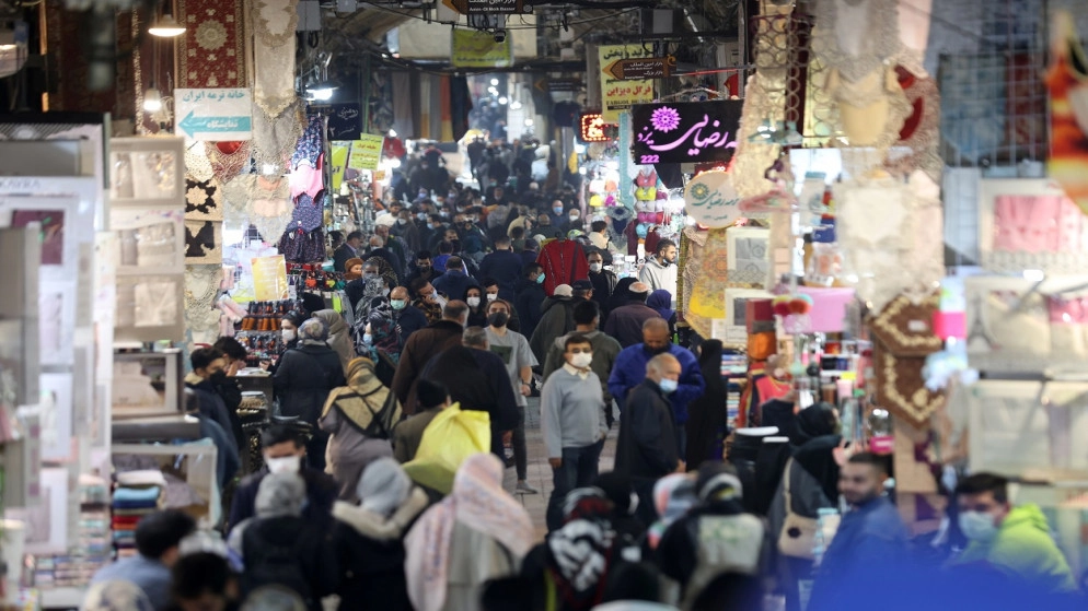 إيران تمنع دخول القادمين من بعض دول غرب أوروبا لمخاوف من أوميكرون