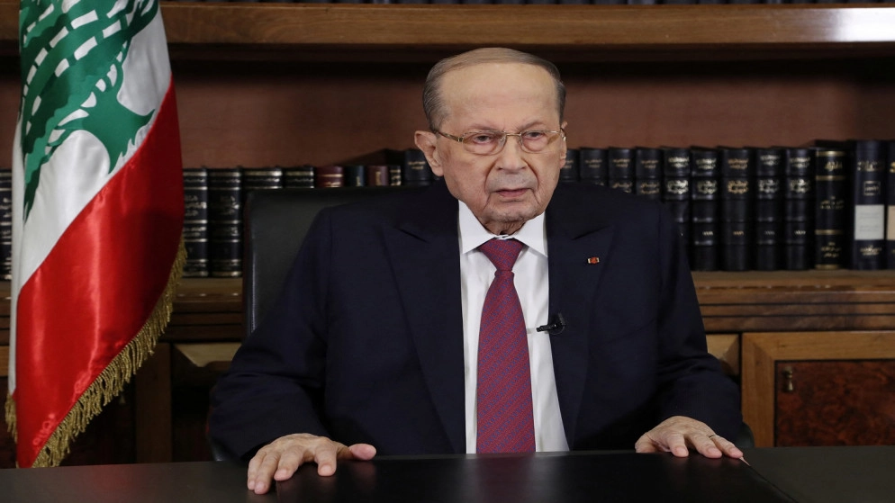 الرئيس اللبناني يدعو لحوار وطني للتفاهم بشأن الدفاع وتعافي الاقتصاد