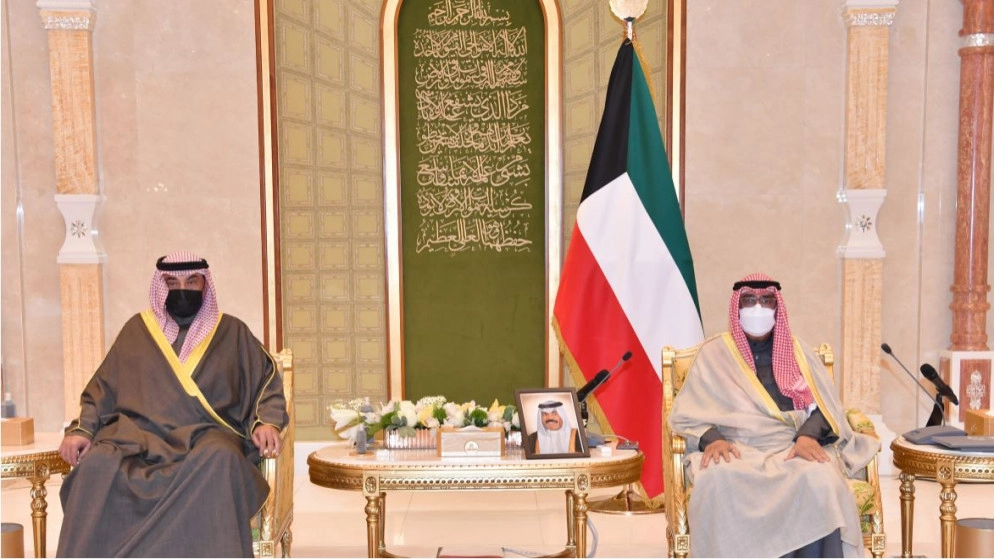 حكومة جديدة في الكويت تؤدي اليمين أمام ولي العهد