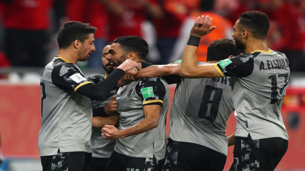 الأهلي المصري يهزم الدحيل القطري ويضرب موعدا مع بايرن ميونيخ في نصف النهائي