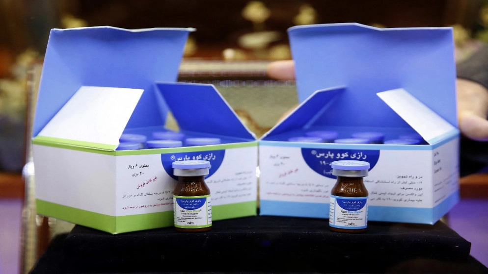 إيران تبدأ حملة التطعيم ضد فيروس كورونا