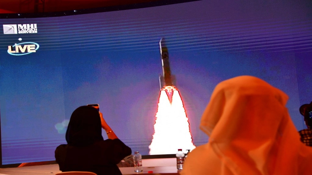 مسبار الأمل الإماراتي يدخل بنجاح مدار المريخ في أول مهمة فضائية عربية