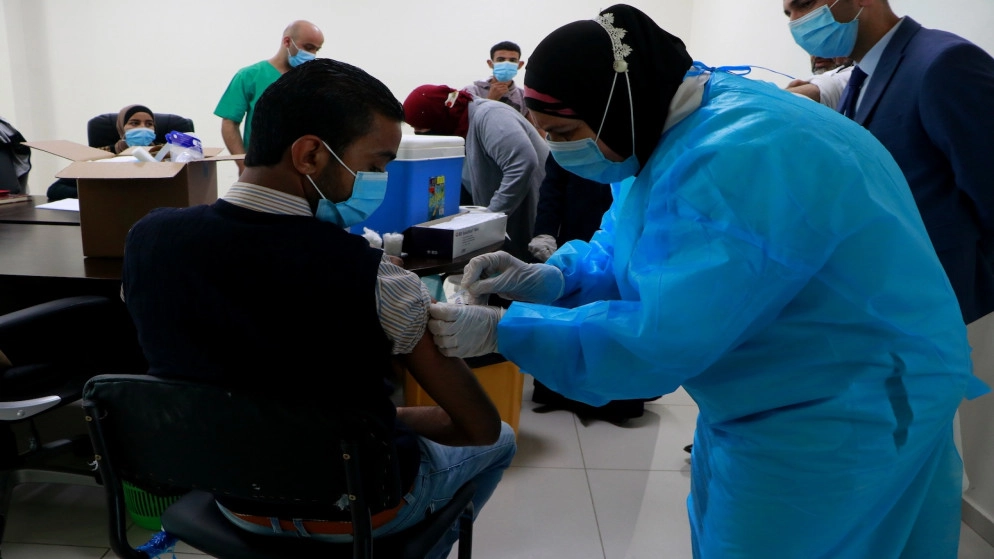 وفاتان و1101 إصابة جديدة بالفيروس في الأراضي الفلسطينية