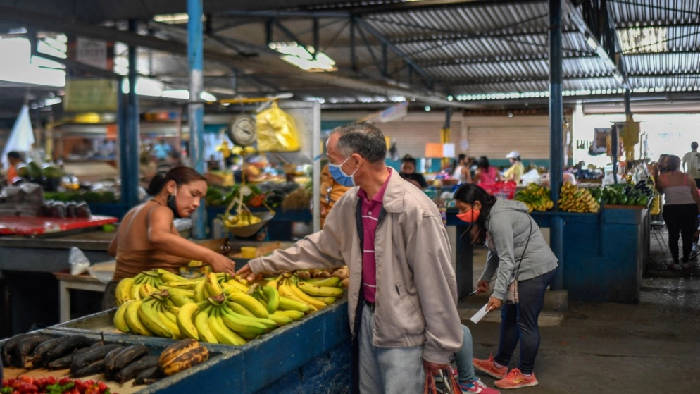 معدل التضخم ارتفع نحو 3 آلاف في المئة بفنزويلا في 2020
