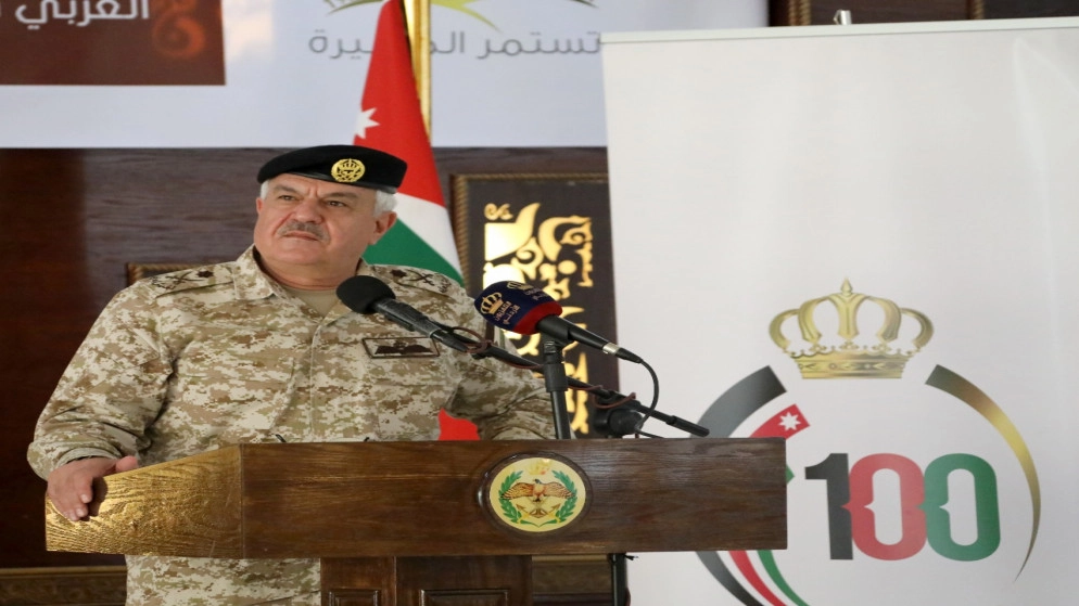 رئيس هيئة الأركان: الملك وجه بزيادة أعداد الحاصلين على قروض الإسكان
