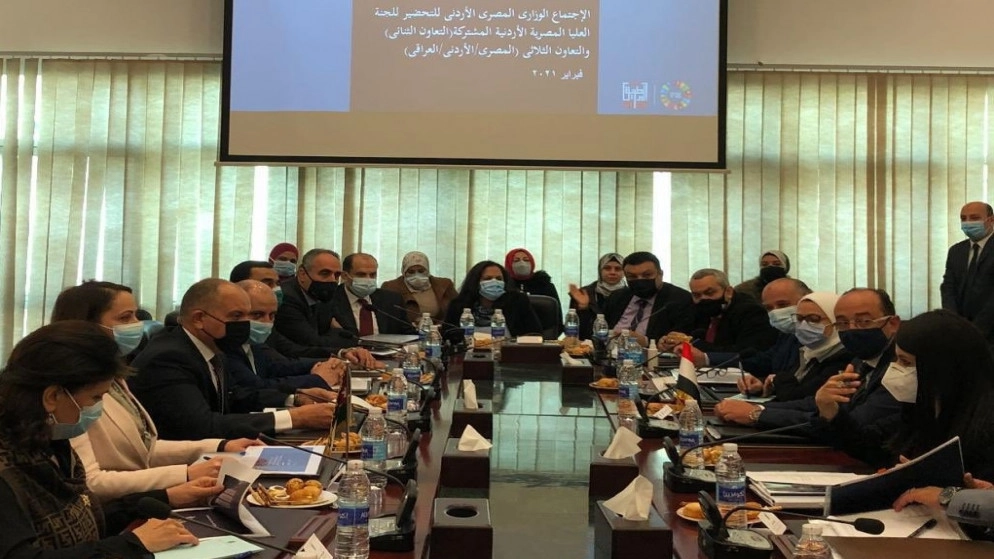 بحث تعزيز التعاون في عدة ملفات ومشاريع بين الأردن ومصر والعراق