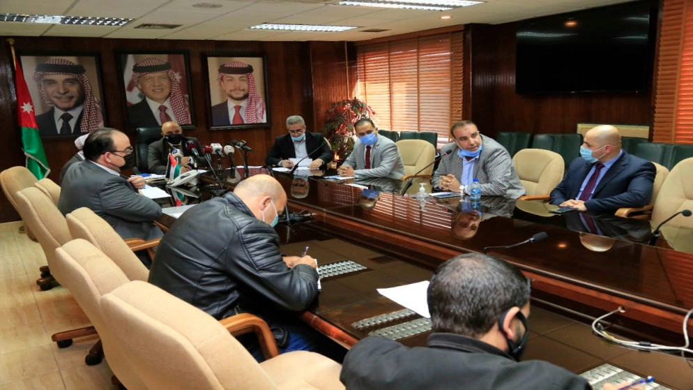 وزارة المياه تؤكد فحص مياه الشرب عدة مرات قبل وصولها إلى المواطن