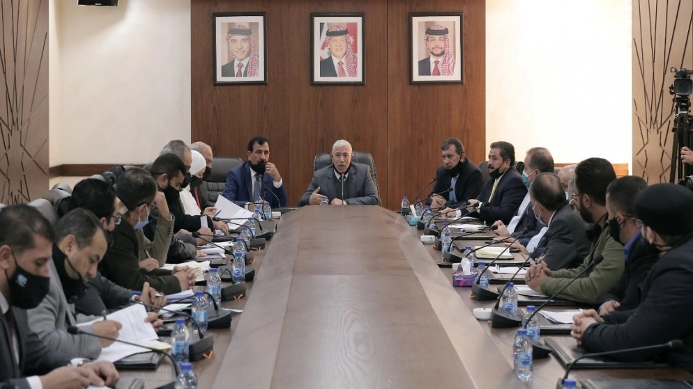 اللجنة الإدارية النيابية توصي بدراسة حالات عمال المياومة في أمانة عمّان بشأن تثبيتهم