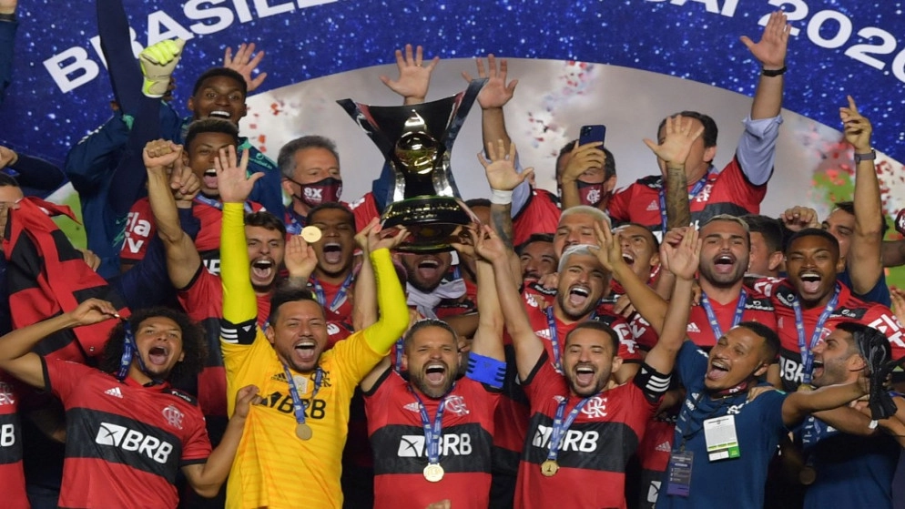 فلامنجو يحرز لقب الدوري البرازيلي رغم خسارته أمام ساو باولو