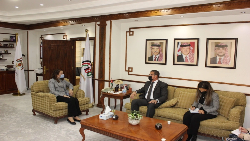 وزيرة الصناعة والسفير المصري في عمّان يبحثان تحضيرات اللجنة العليا المشتركة