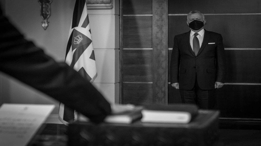 إرادة ملكية بالموافقة على إجراء تعديل على حكومة الخصاونة